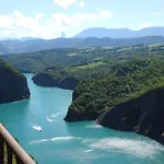 Au Clair Matin ,la Mure, Les Passerelles Monteynard *