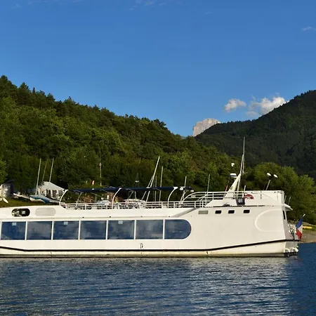 Holiday home Au Clair Matin ,la Mure, Les Passerelles Monteynard *