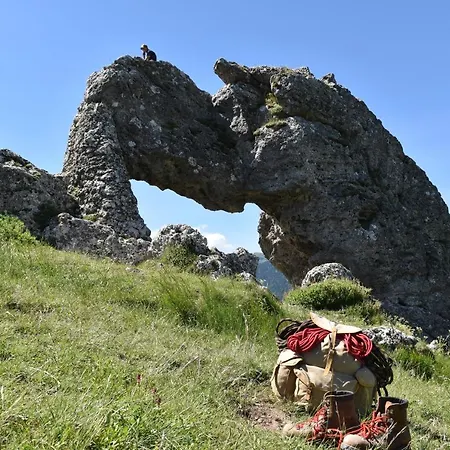 Au Clair Matin ,la Mure, Les Passerelles Monteynard Hébergement de vacances