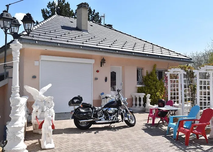 Au Clair Matin ,la Mure, Les Passerelles Monteynard בית נופש